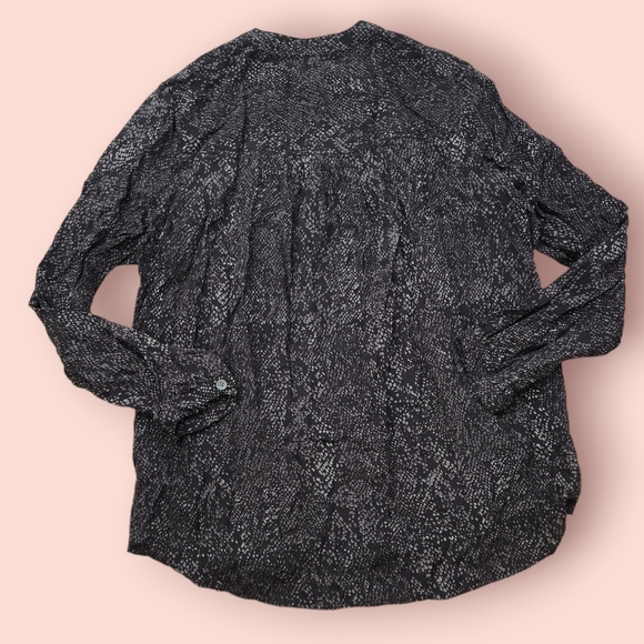Rails Eloise Slate Python Button Down Blouse - Picture 3 of 5